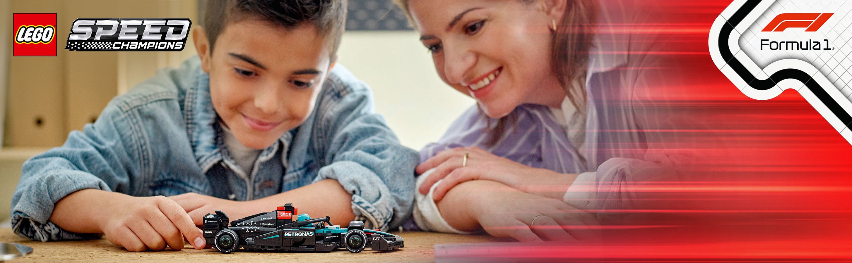 LEGO® Závodní auto Mercedes-AMG PETRONAS F1® Team